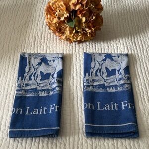 Sur La Table 18x25 cow “Bon Lait Frais “ Etable de Coteau kitc towel